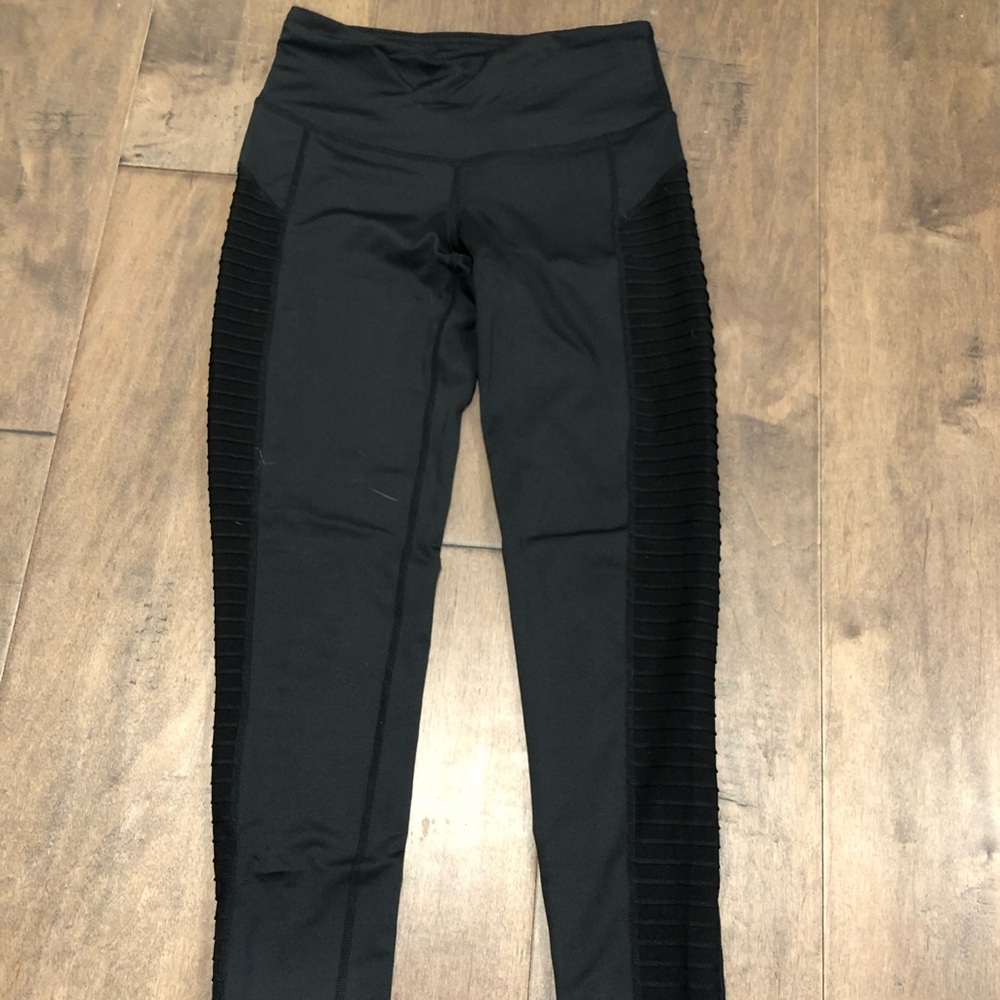 Mono b Workout Leggings
